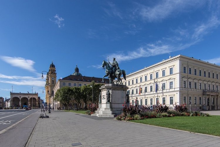 Gebäude des Bayerischen Staatsministerium des Innern, für Sport und Integration